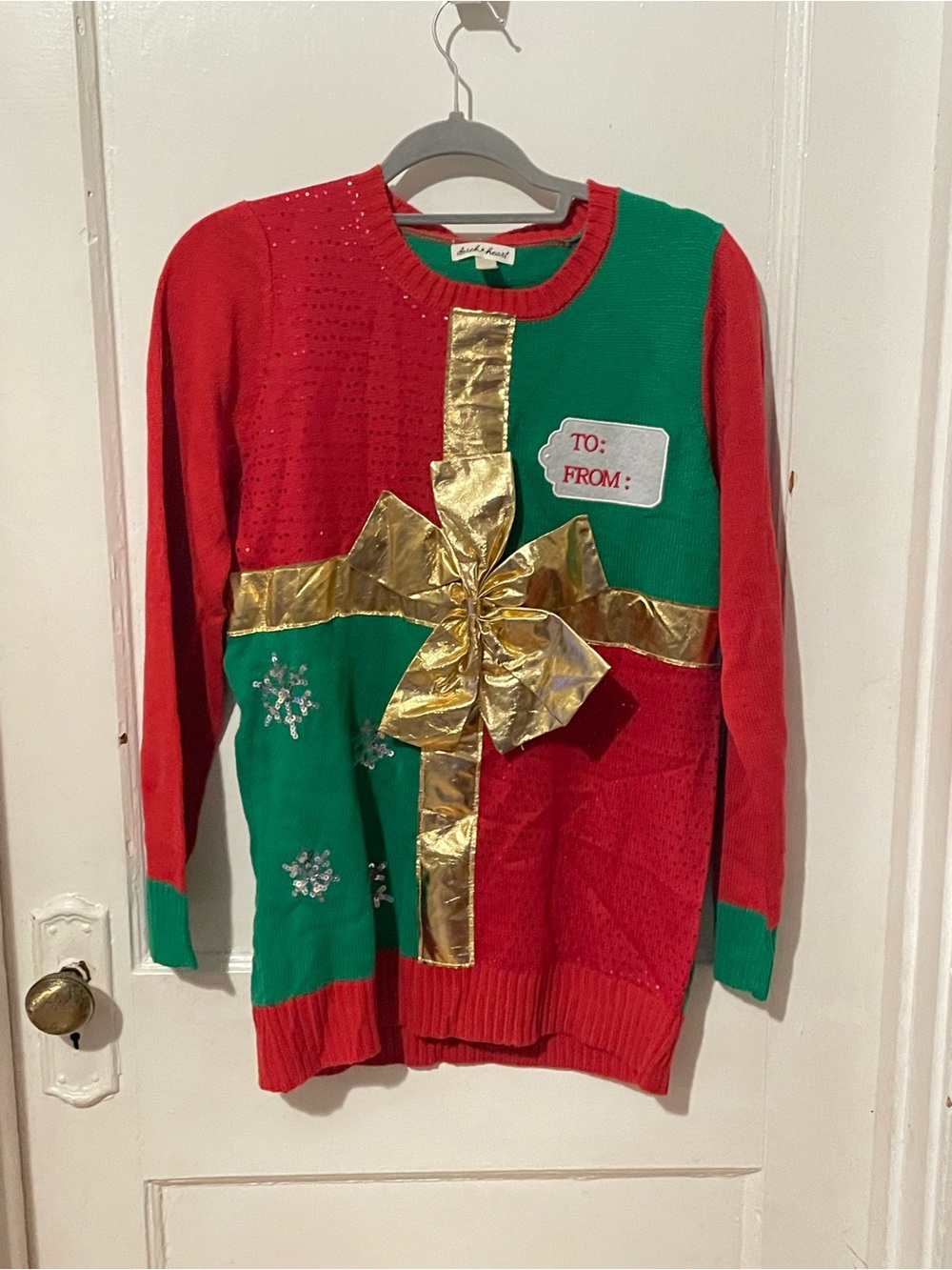 Derek Heart Red and Green Women's Sweater with Gold Accent